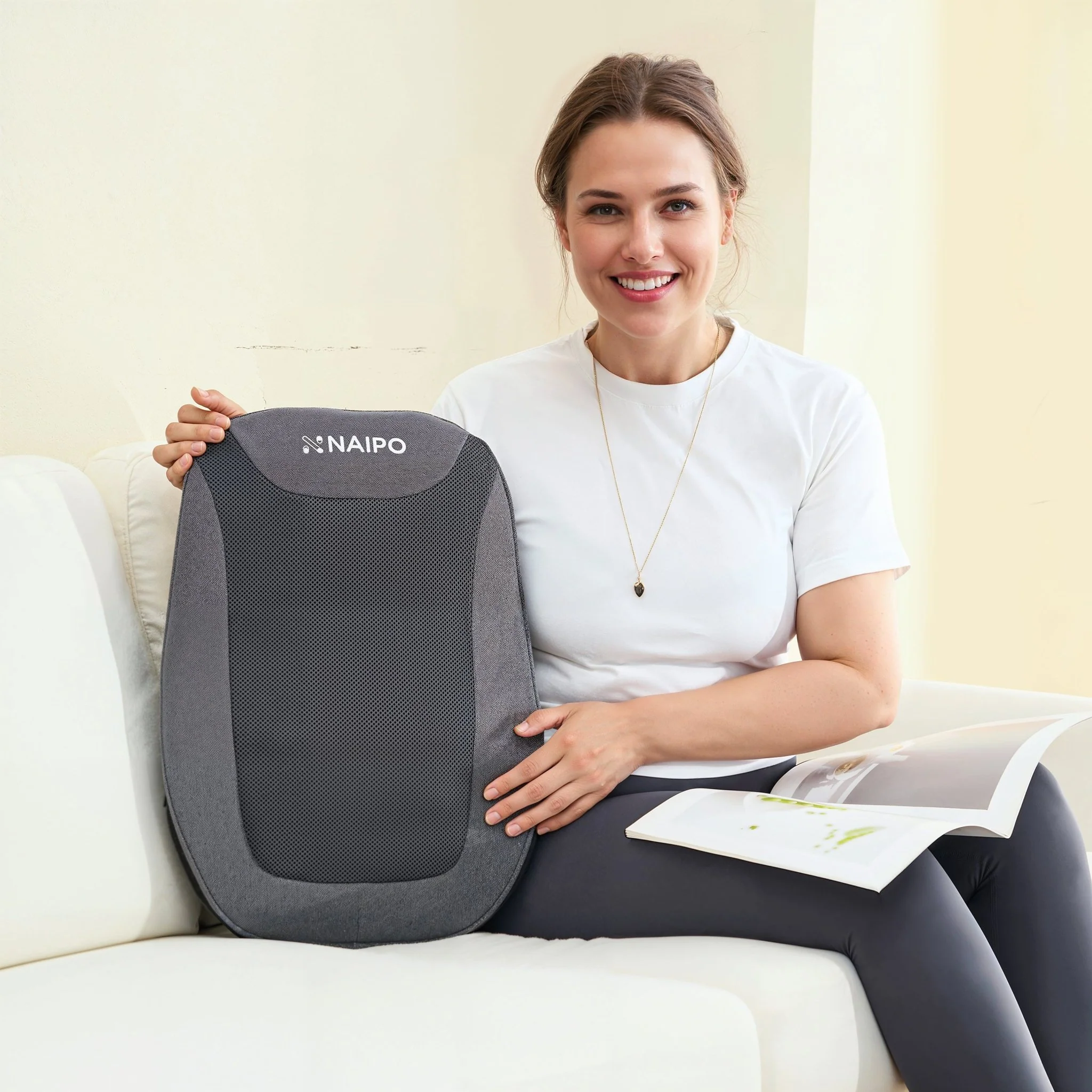 NAIPO MGB-2403 Mini Rugmassager met Snelladen