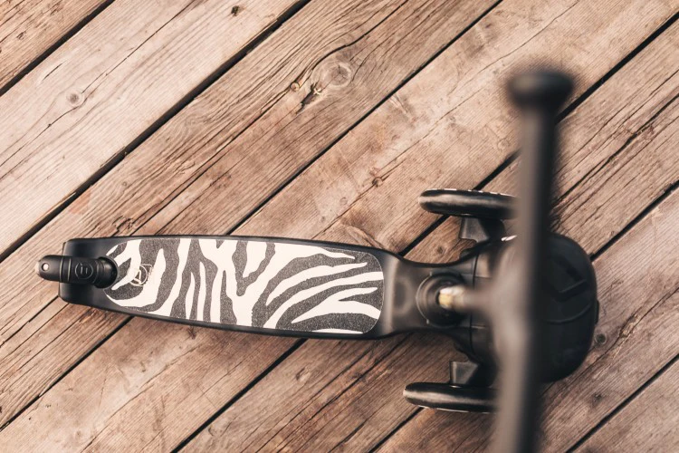 2025 Scoot & Ride Highwaykick 2 Lifestyle