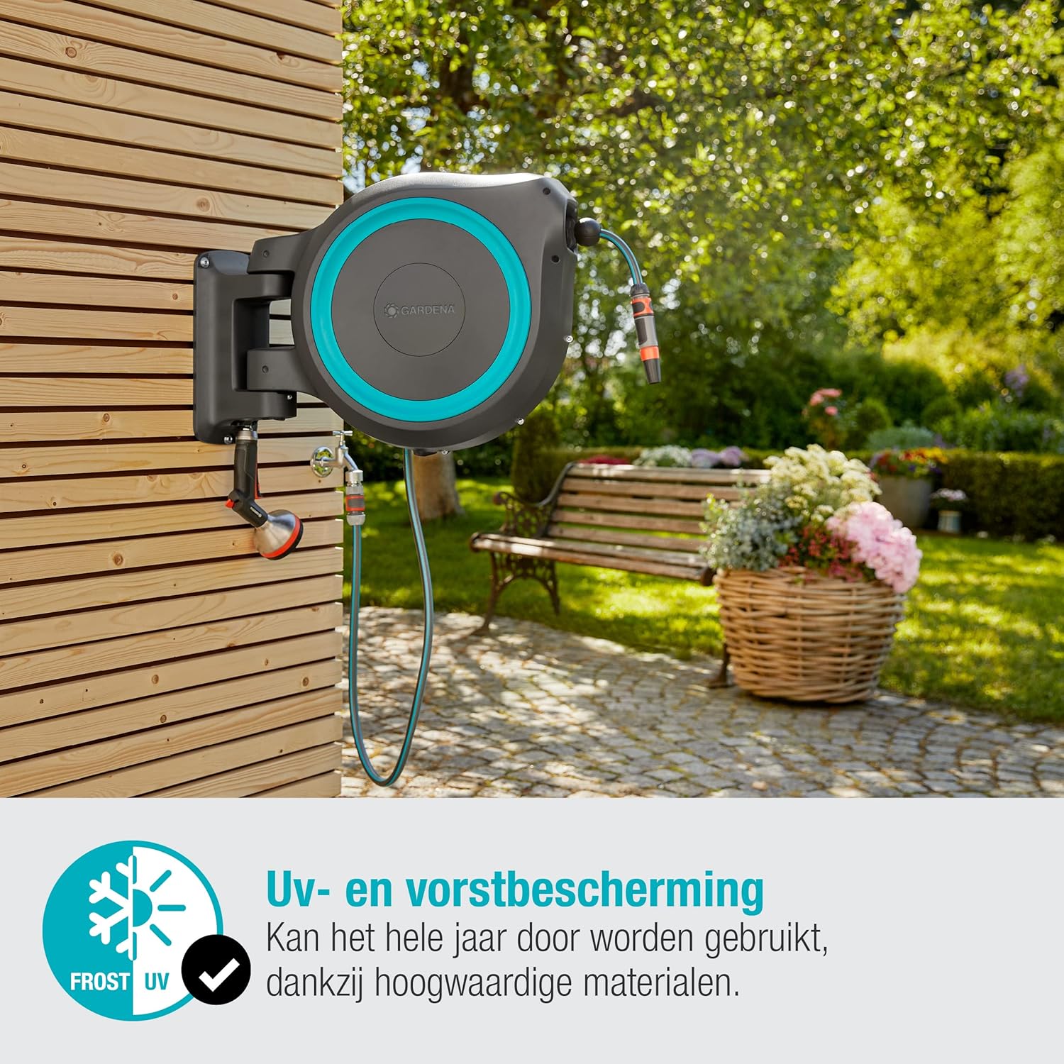 Gardena Wall-Mounted Hose Box RollUp M/L (White) 25 m: Flexible Watering for Medium to Large Gardens, Swivelling Hose Box, Includes 25 m Gardena Quality Hose and Mounting Tool (18622-20)