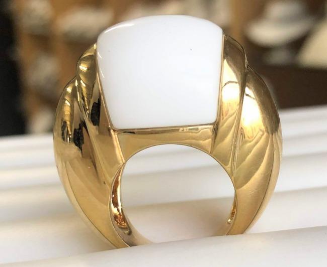 Art Deco Cocktail gold Ring. 501R9W194