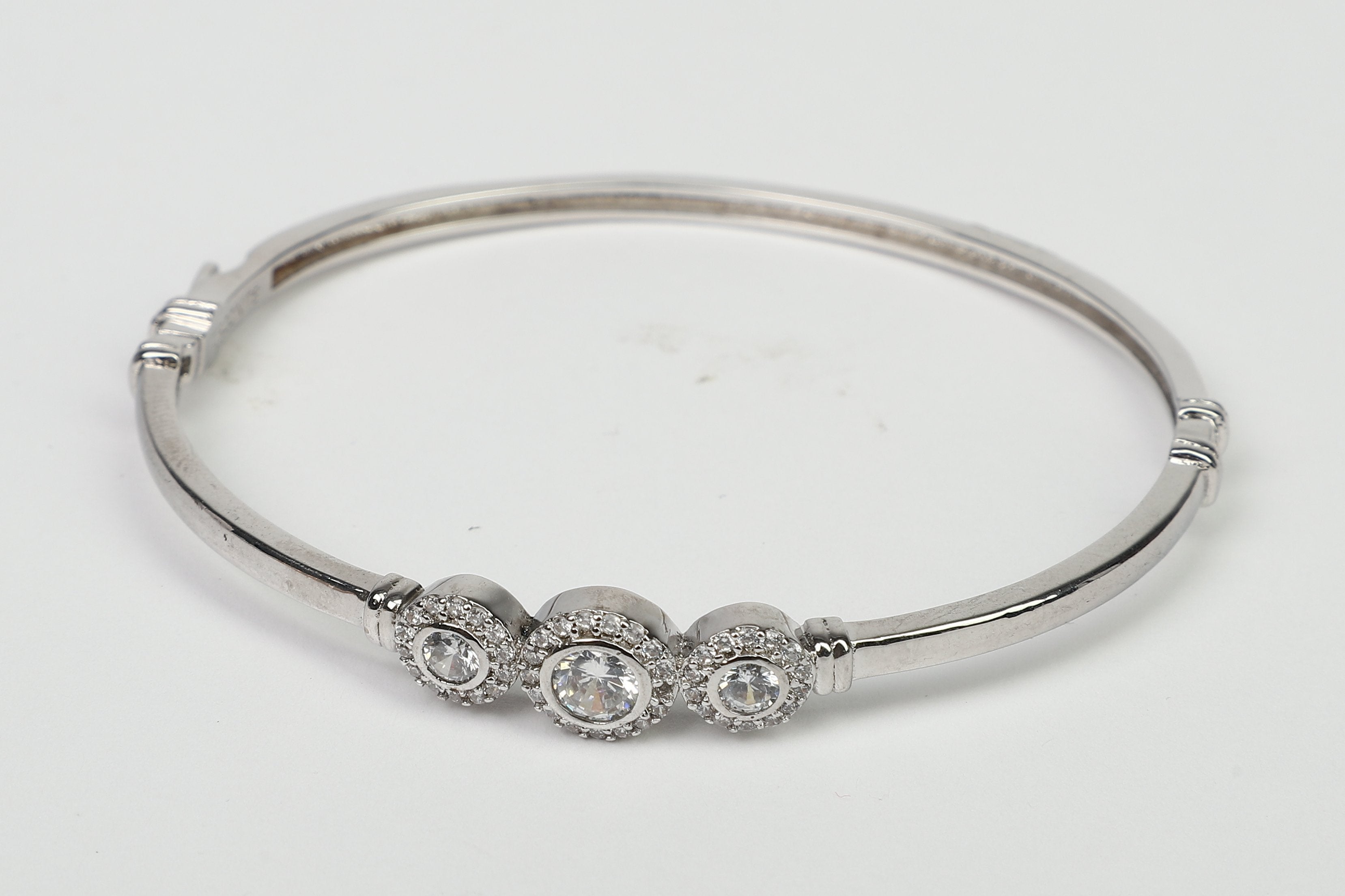 Hinged Zirconite Cubic Zirconia 3-Stones Bezel Rhodium Bangle Bracelet.698B003