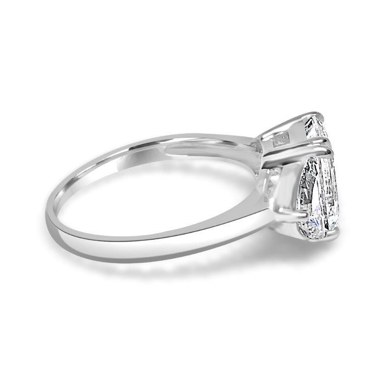 2.5CT Three Stones Emerald Cubic Zirconia Engagement Ring. 635R71209