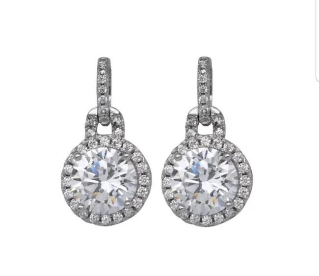 6CT TW Round Cubic Zirconia Earrings. Diamond Veneer 635E10732