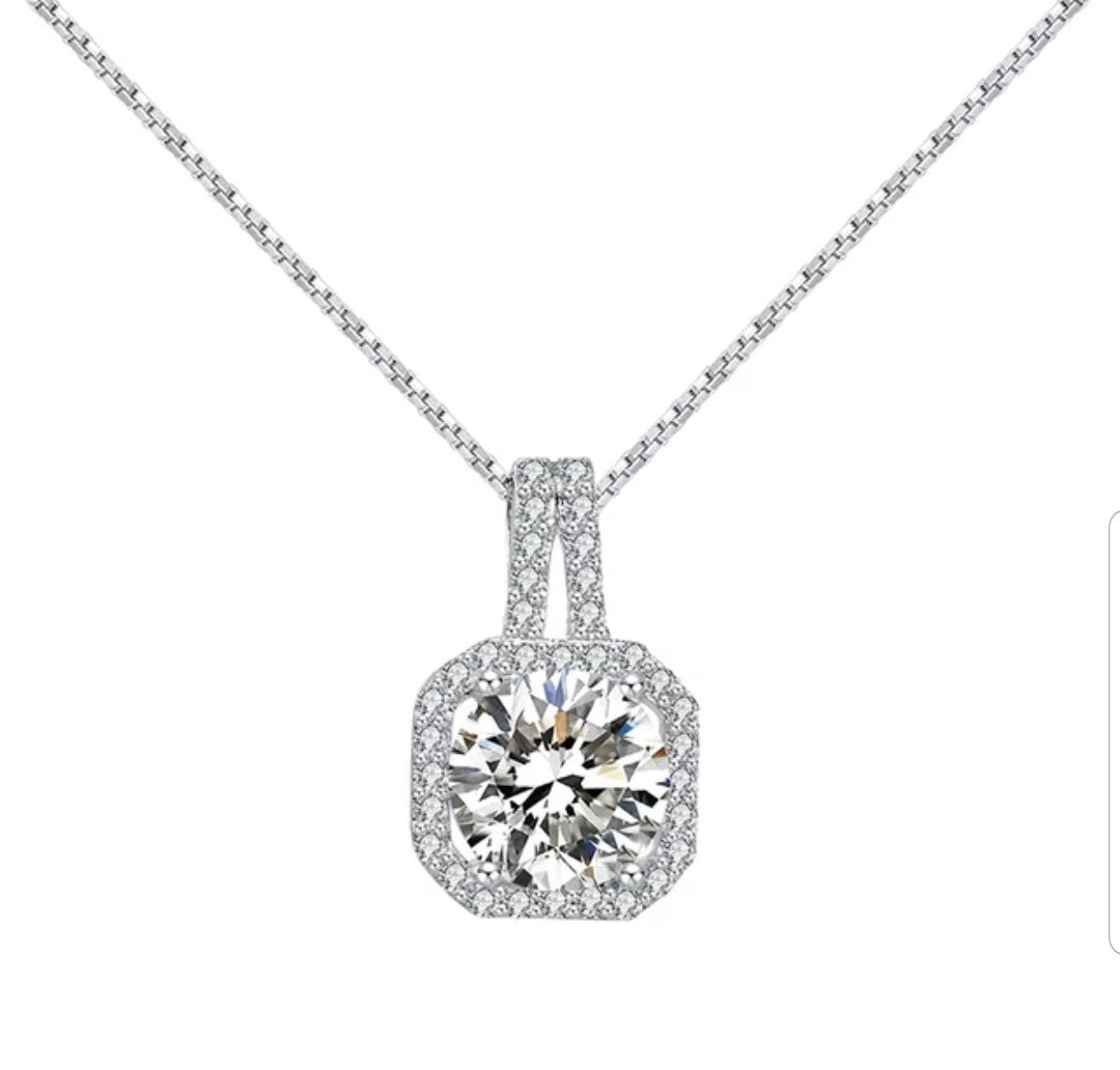 2CT Round  Diamond Veneer Cubic Zirconia Pendant. 820P174
