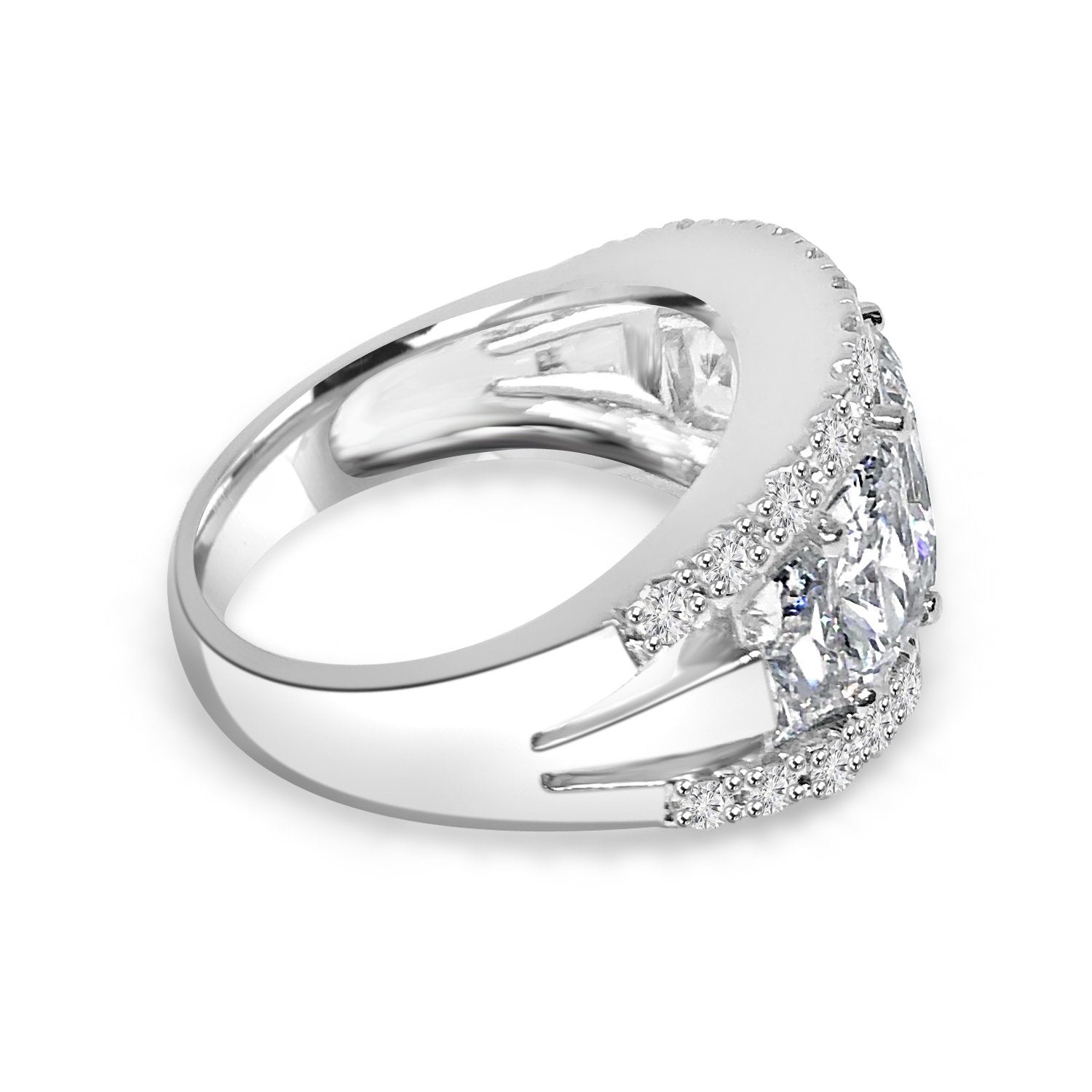 2.5CT TW Diamond Veneer Cubic Zirconia Ring. 635R71446
