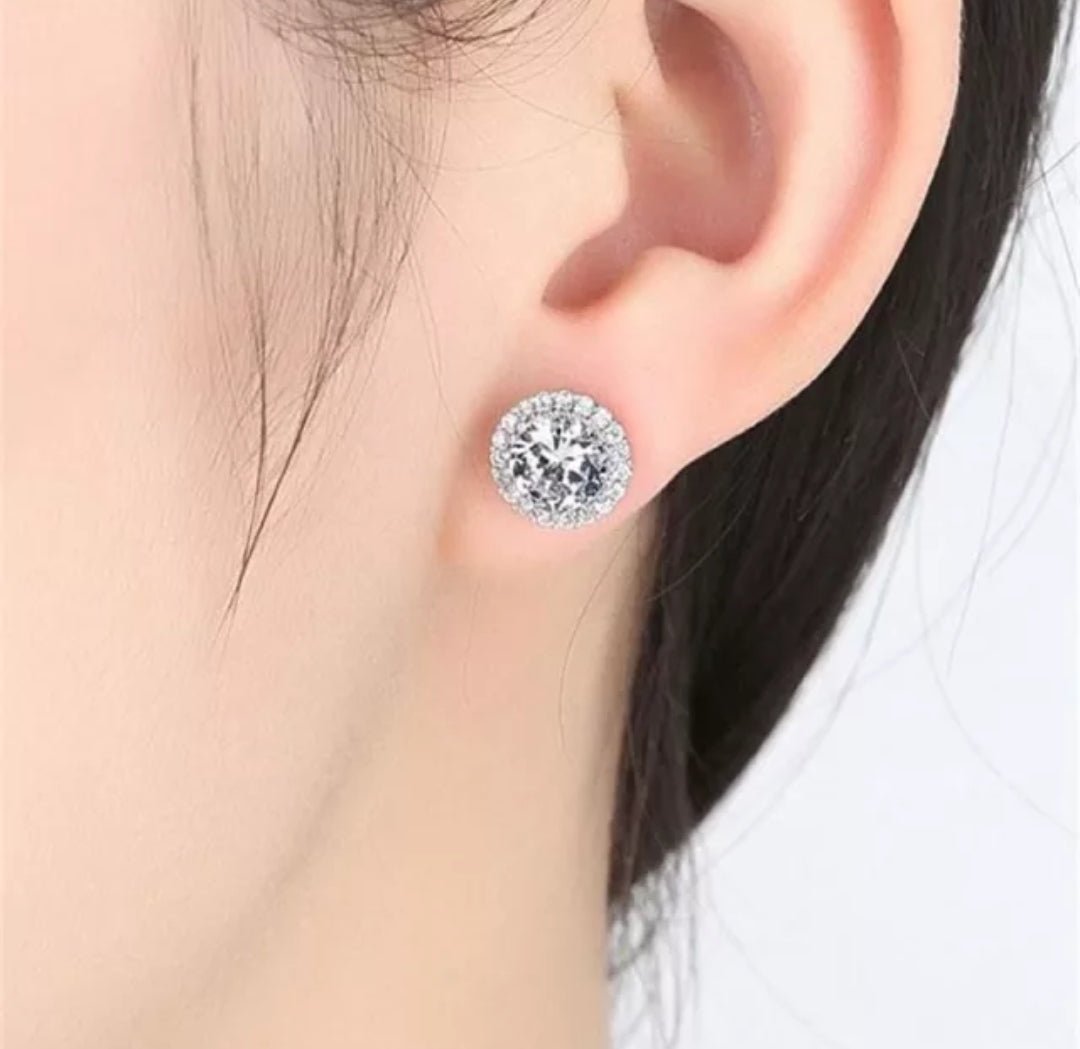 Diamond Veneer Cubic Zirconia halo post Earrings. 635E15708