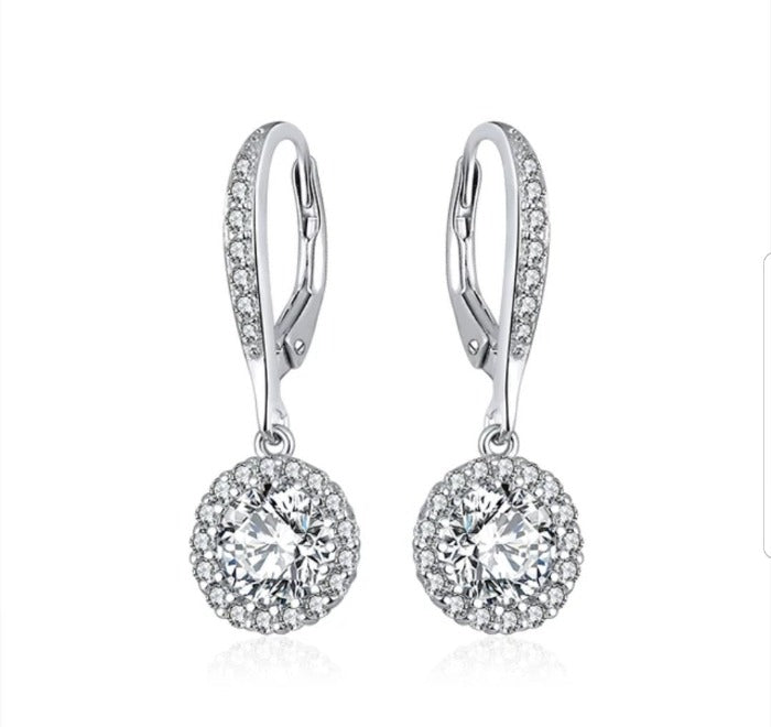 Cubic Zirconia Earrings Diamond Veneer . 635E10687