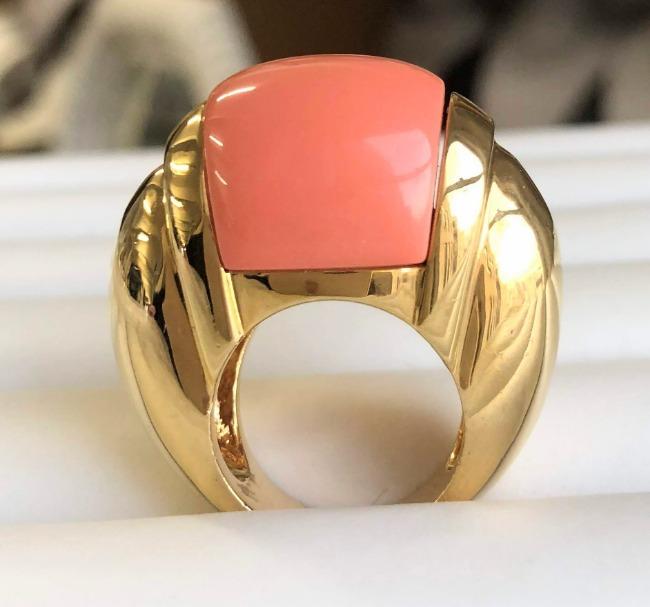 Art Deco Cocktail gold Ring. 501R9W194