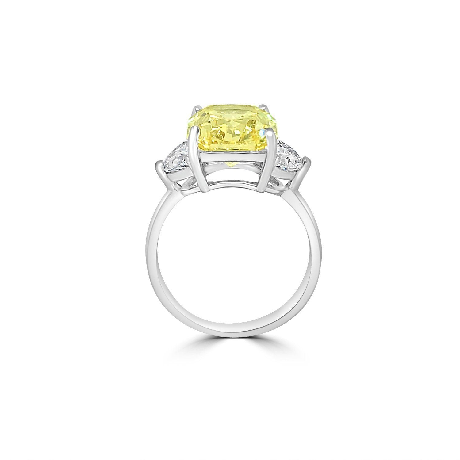 5CT Cubic Zirconia three Stone Ring 635R71436