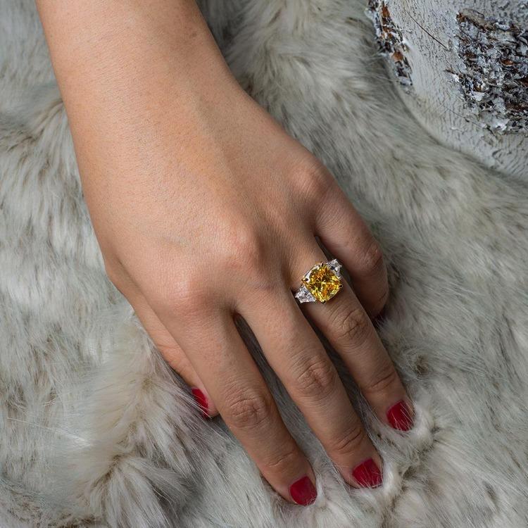 5CT Cushion Radiant Cubic Zirconia Engagement Ring. 801R9009