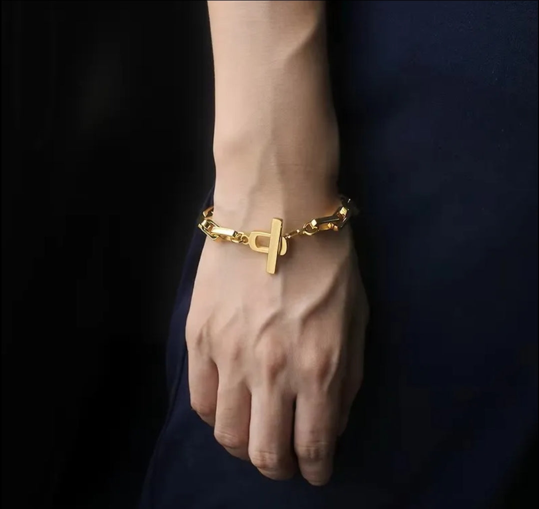 Unisex Paper Clip chain Bracelet.  Zirconite 856B102