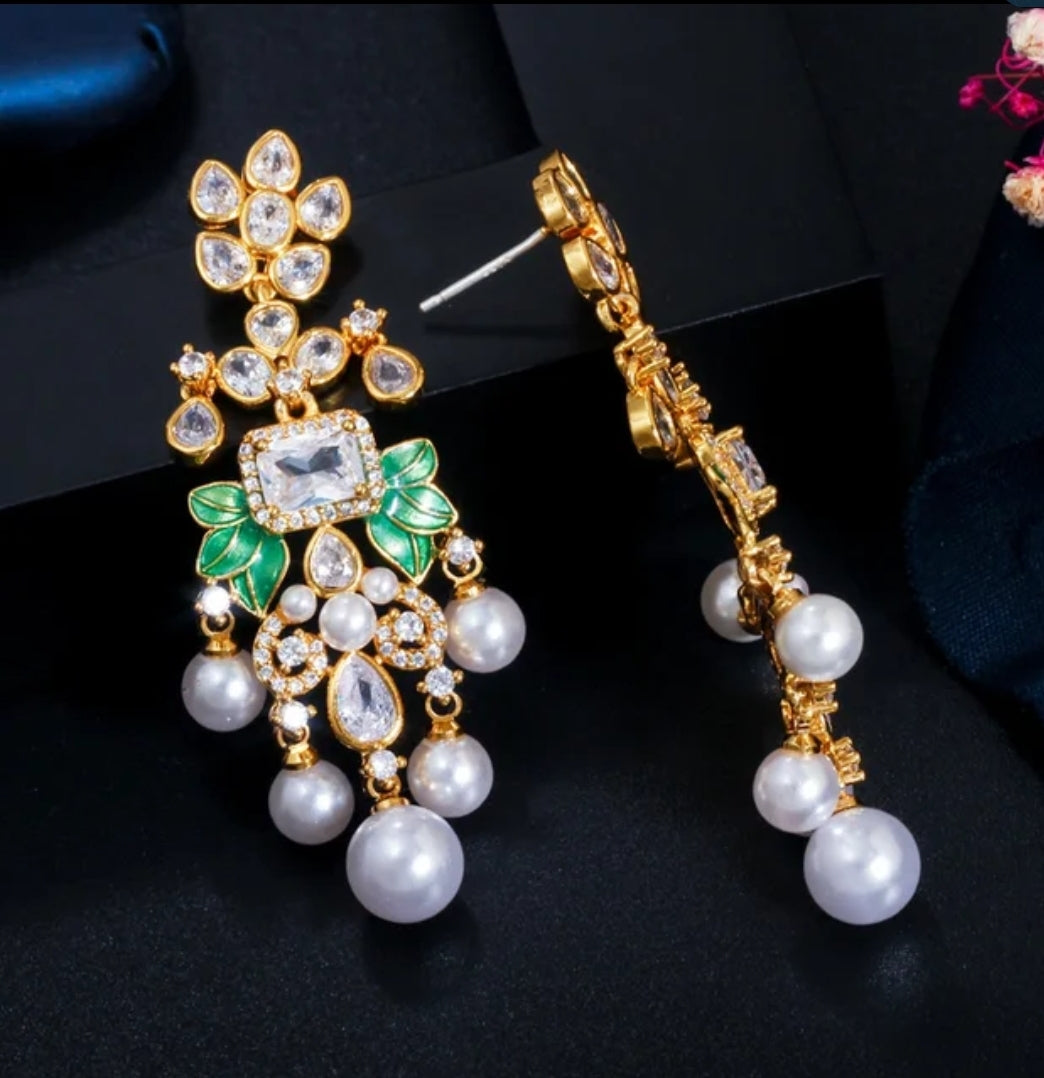 Whimsical Pearl droplets Earrings Zirconite