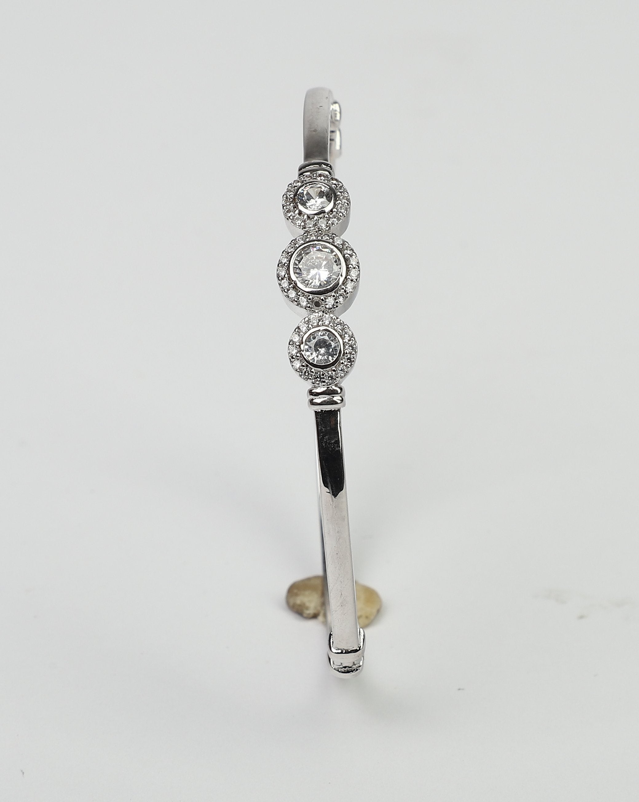 Hinged Zirconite Cubic Zirconia 3-Stones Bezel Rhodium Bangle Bracelet.698B003