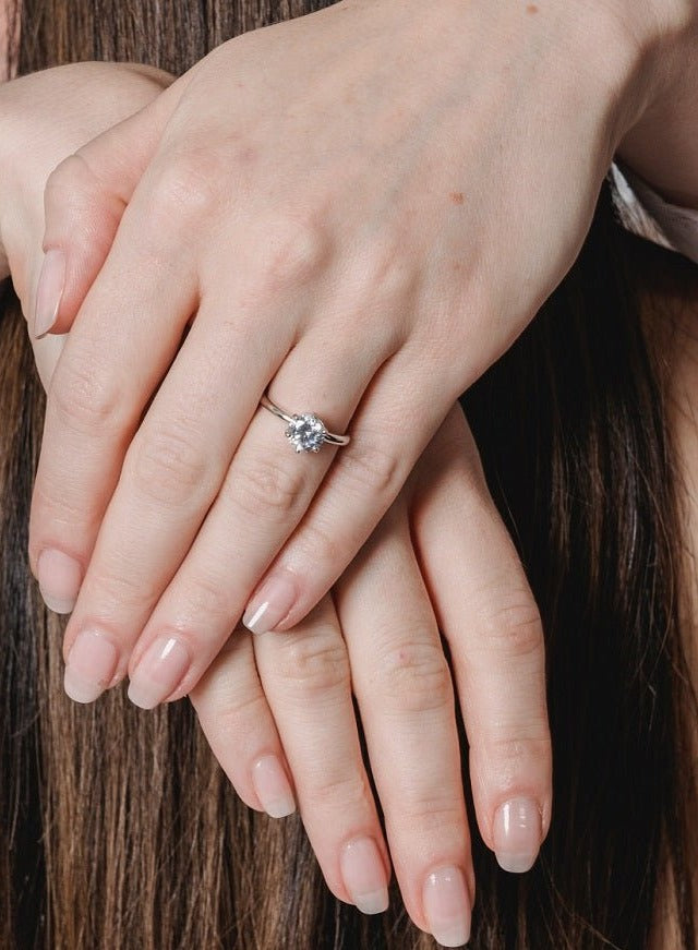 Round Cubic Zirconia Solitaire Engagement Ring. 635R208A