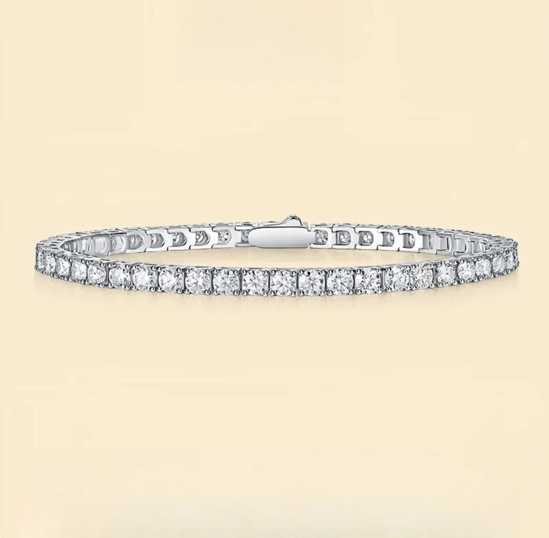 Tennis Bracelet Round Cubic Zirconia. 635B1570