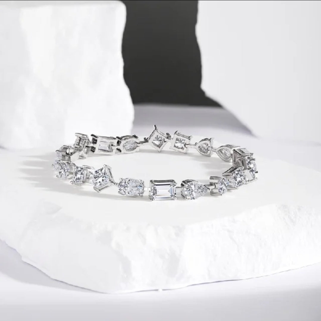 Zirconite multi shaped Cubic Zirconia Bracelet. 854B100