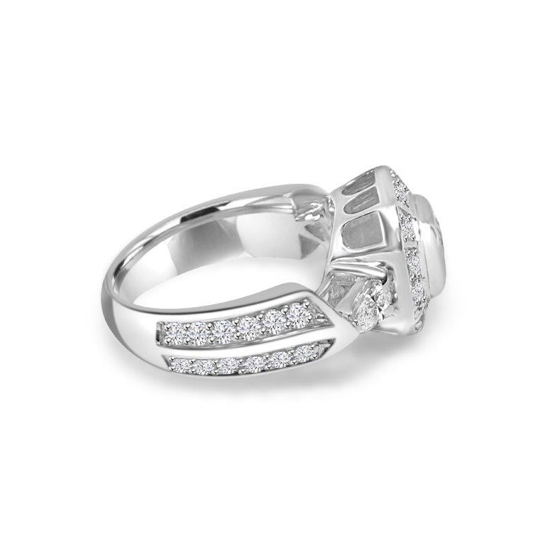 0.75CT Cushion Diamond Veneer Cubic Zirconia Ring. 635R12551