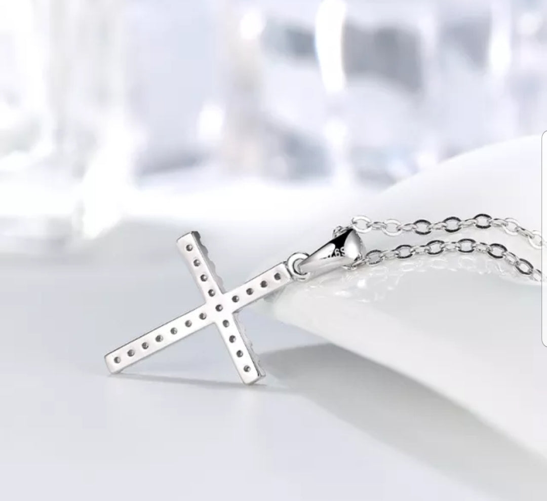 Zirconite Cubic Zirconia sterling Silver Cross Pendant.TP6375