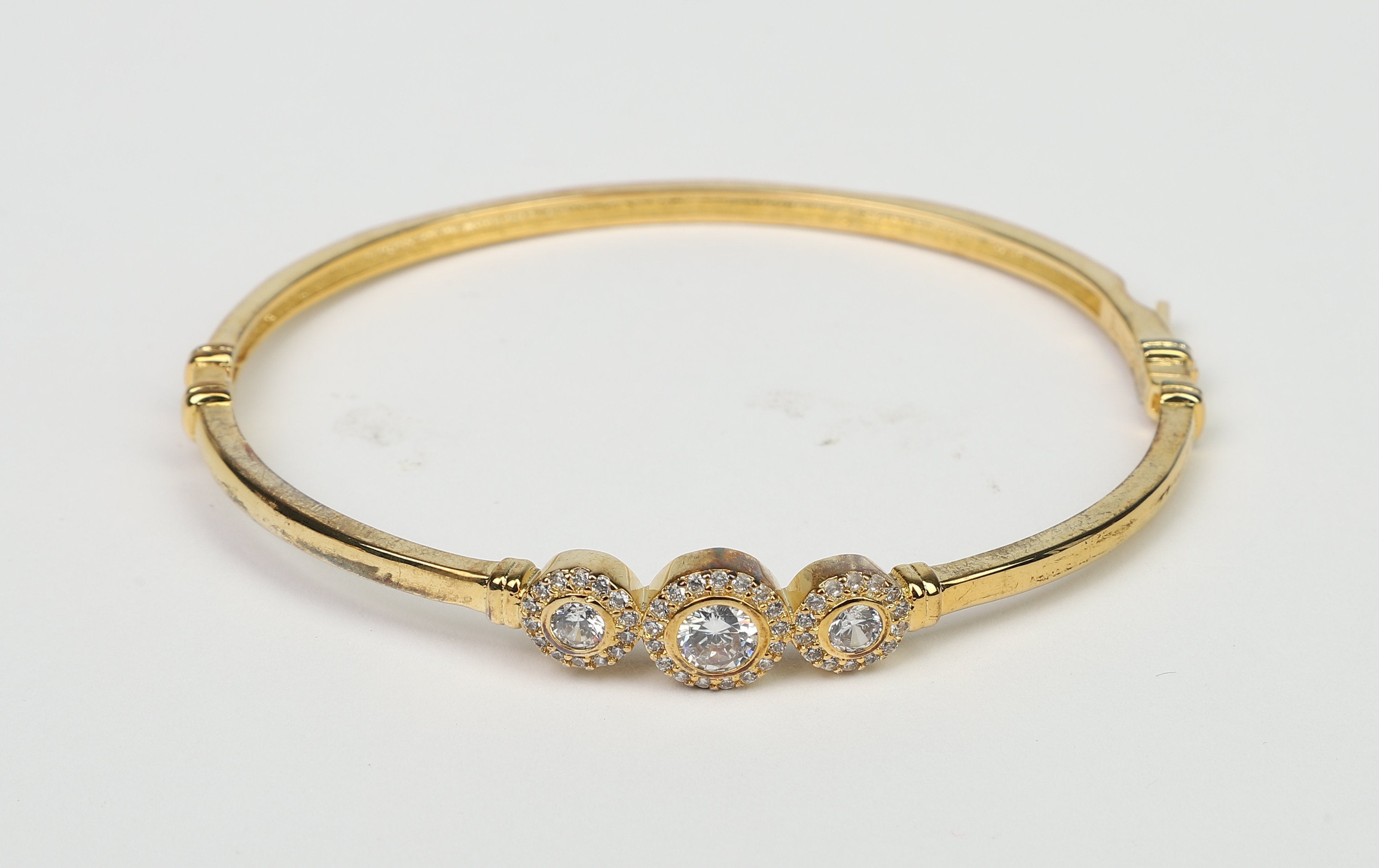 Hinged Zirconite Cubic Zirconia 3-Stones Bezel Rhodium Bangle Bracelet.698B003