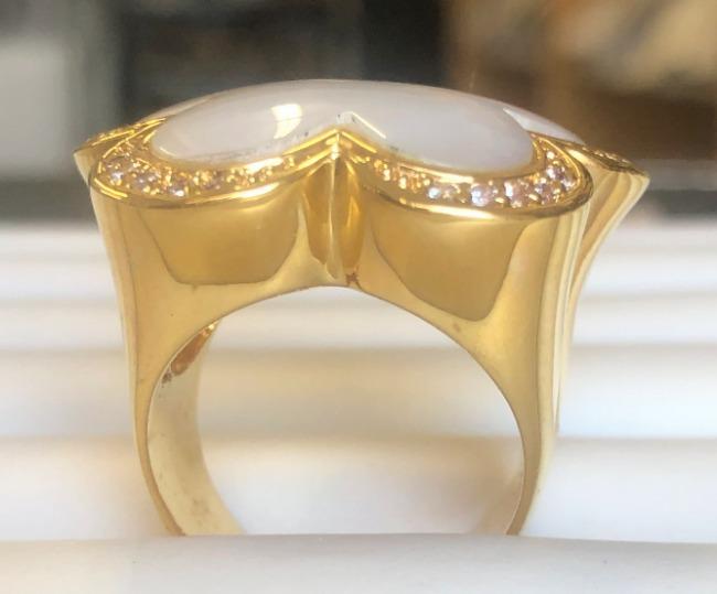 Shell Pearl Clover large Ring. 501R40325