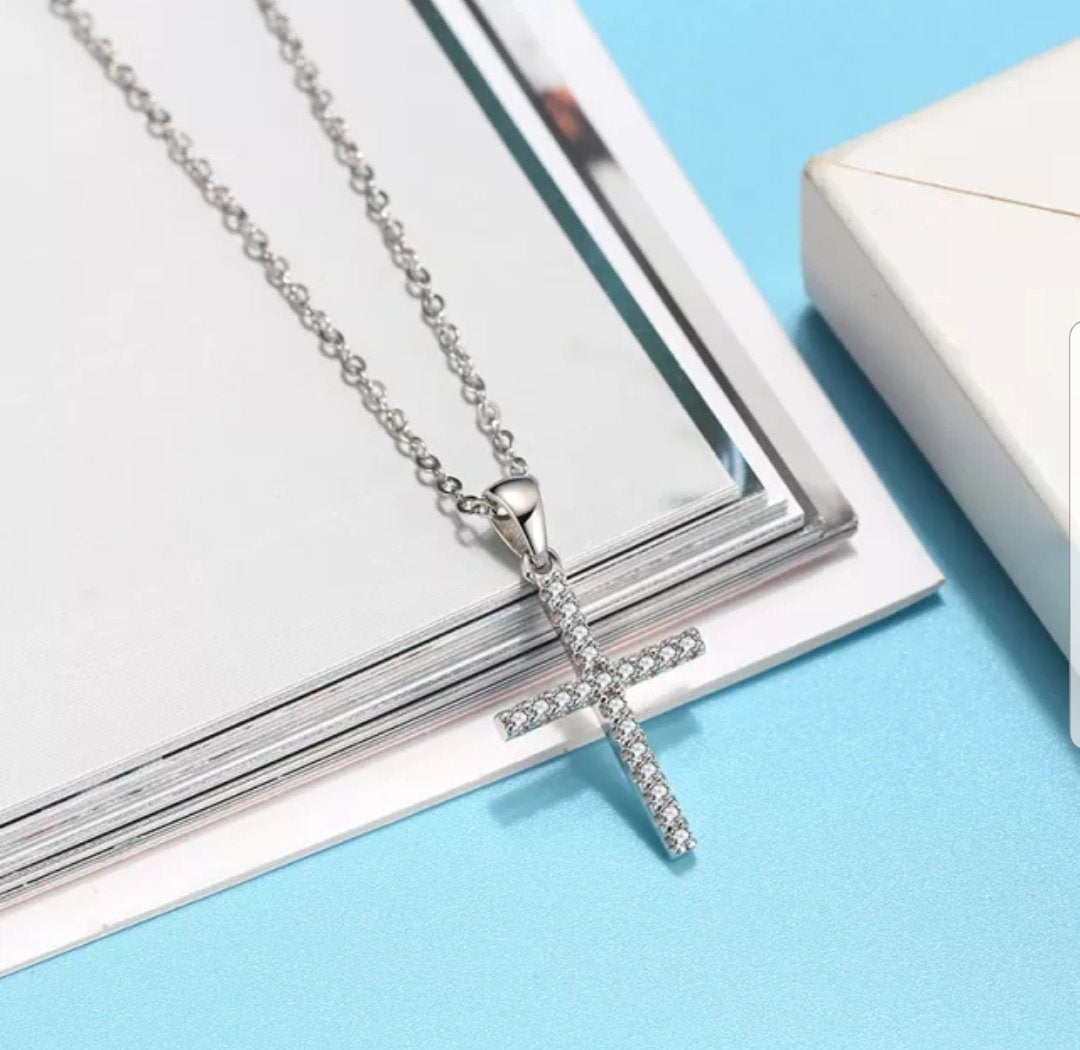 Zirconite Cubic Zirconia sterling Silver Cross Pendant.TP6375