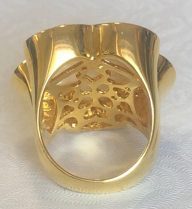 Shell Pearl Clover large Ring. 501R40325