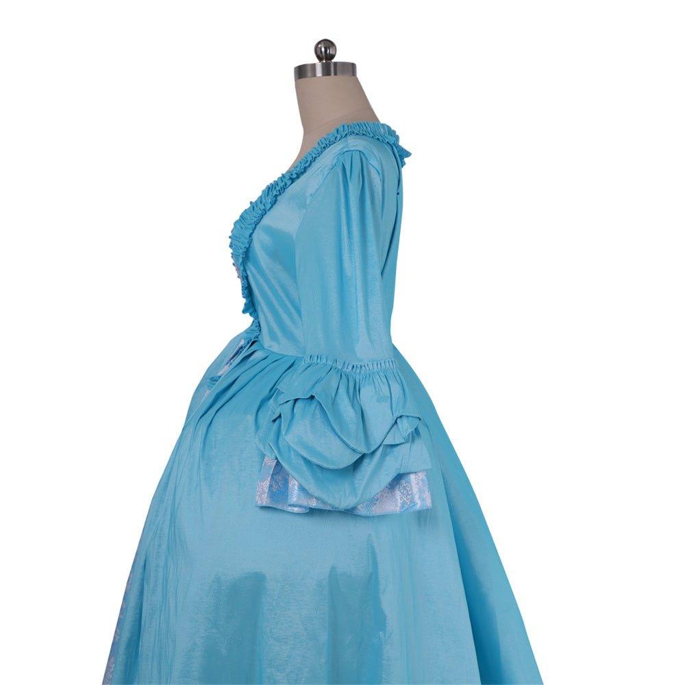 Robe Rococo Bleu Azur du 18e Siècle - Broderie et Dentelle de L'AniMirage