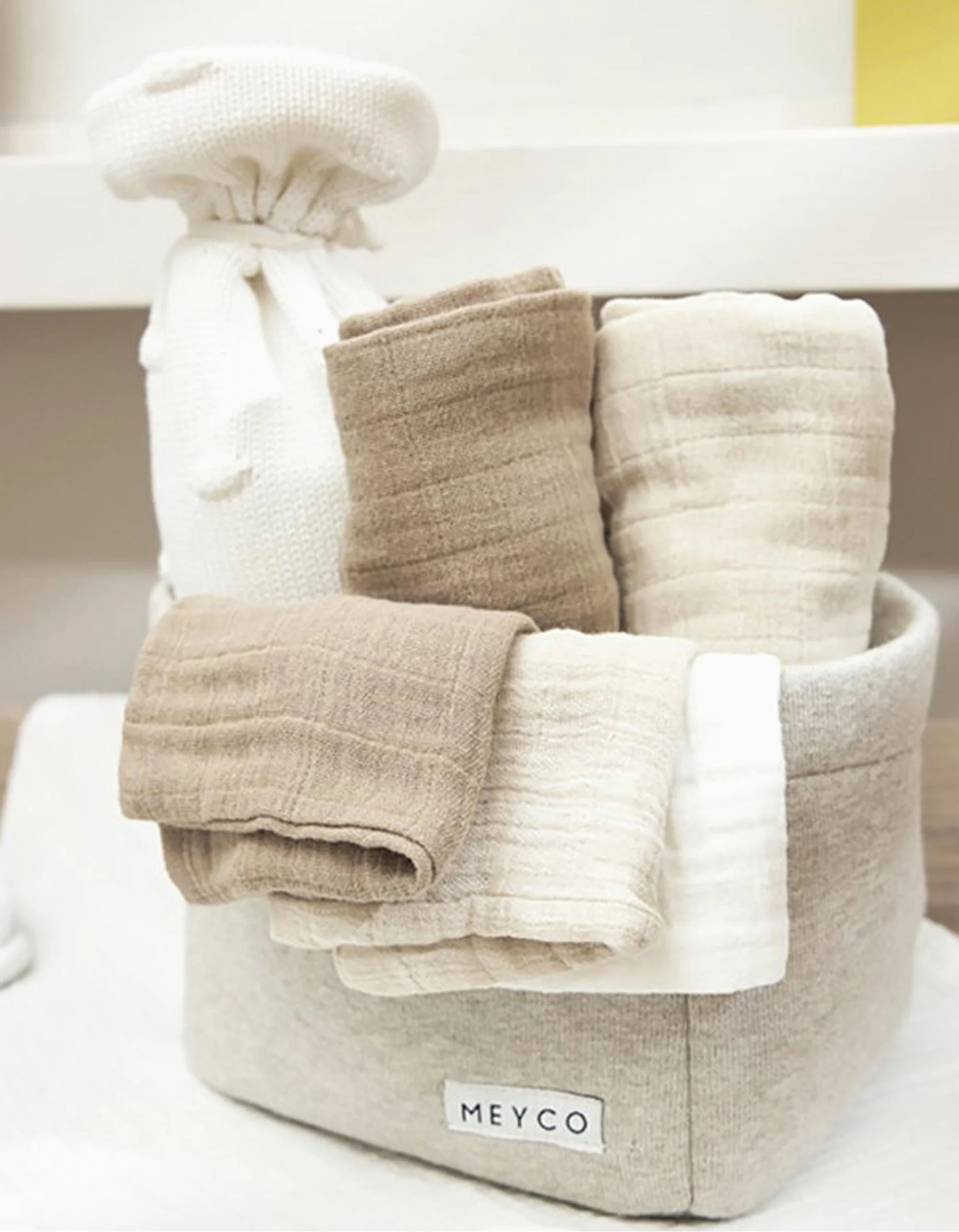 Pack of 3 Meyco Muslin Squares 70x70 cm, Sand/Taupe
