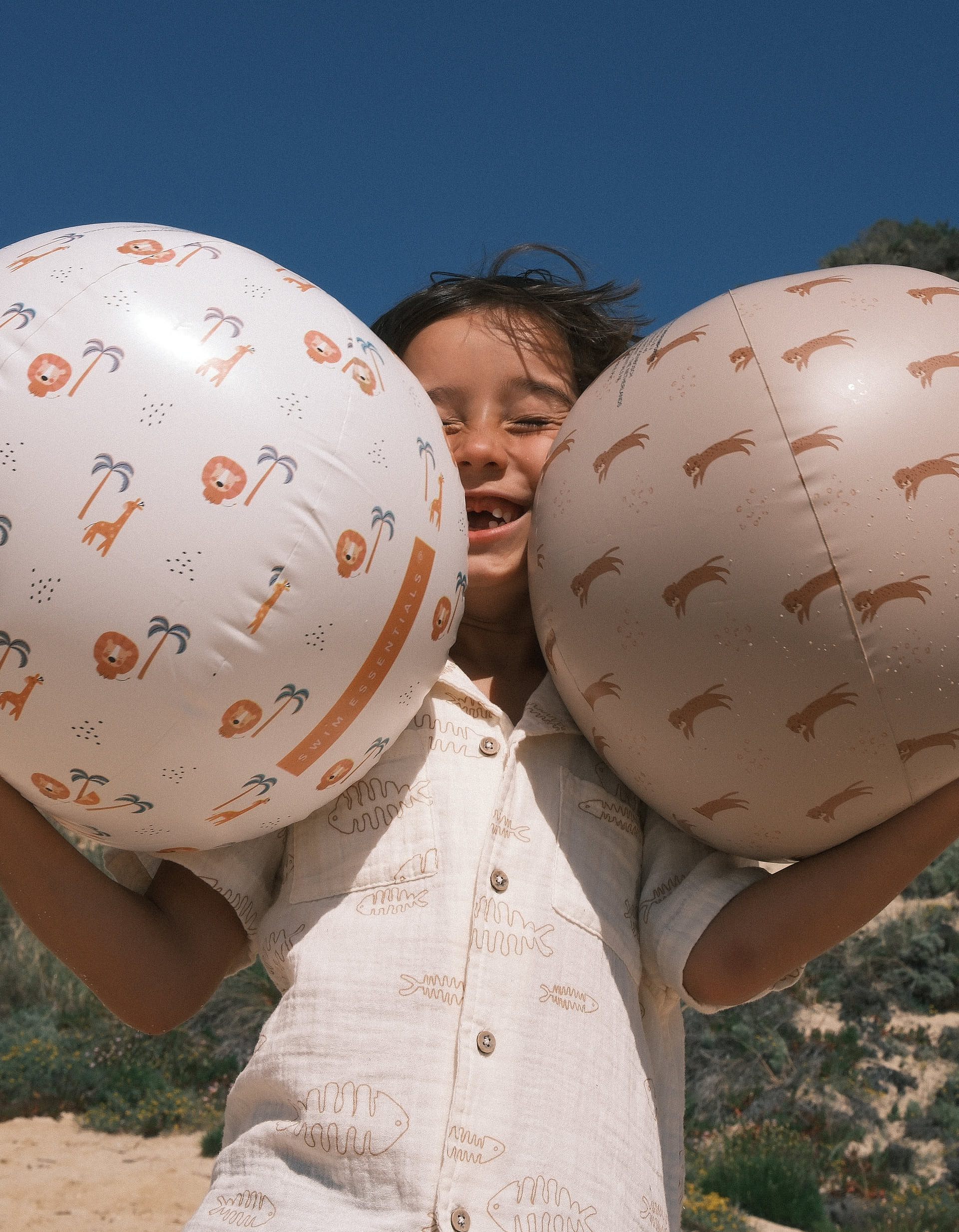 Inflatable Beach Ball 51cm Swim Essentials Roamer 3A+
