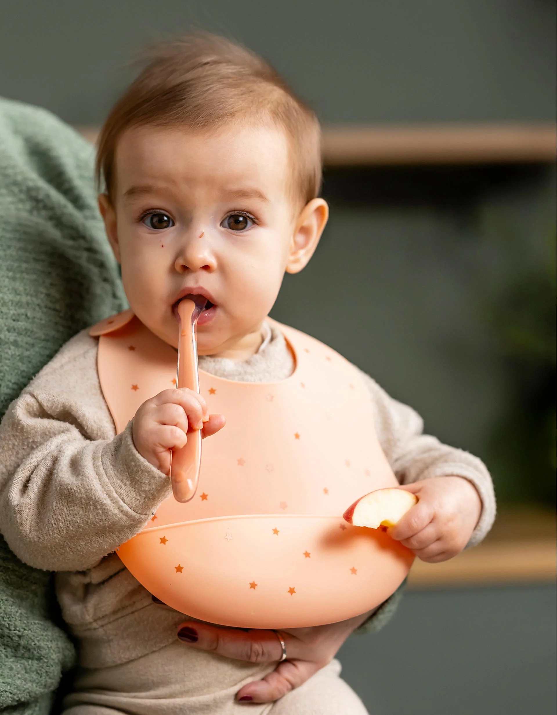 Silicone Bib Stars Nattou, Peach