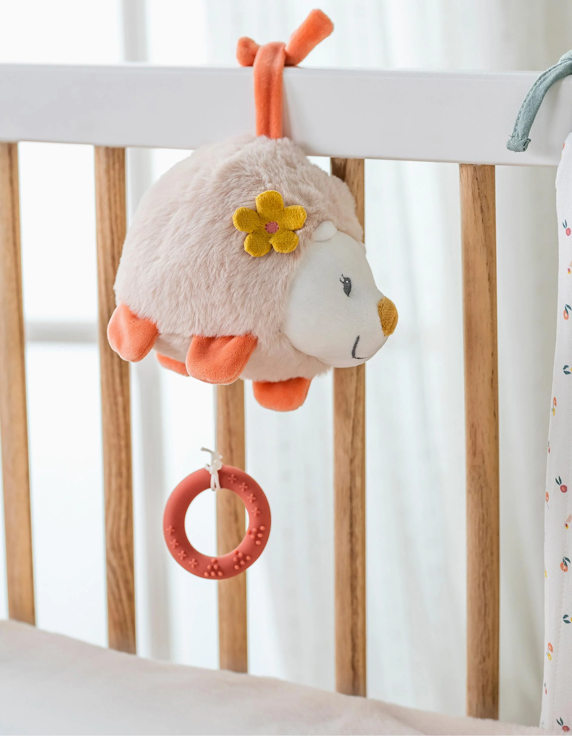 Nattou 23Cm Mini Musical Plush, Zoe Hedgehog