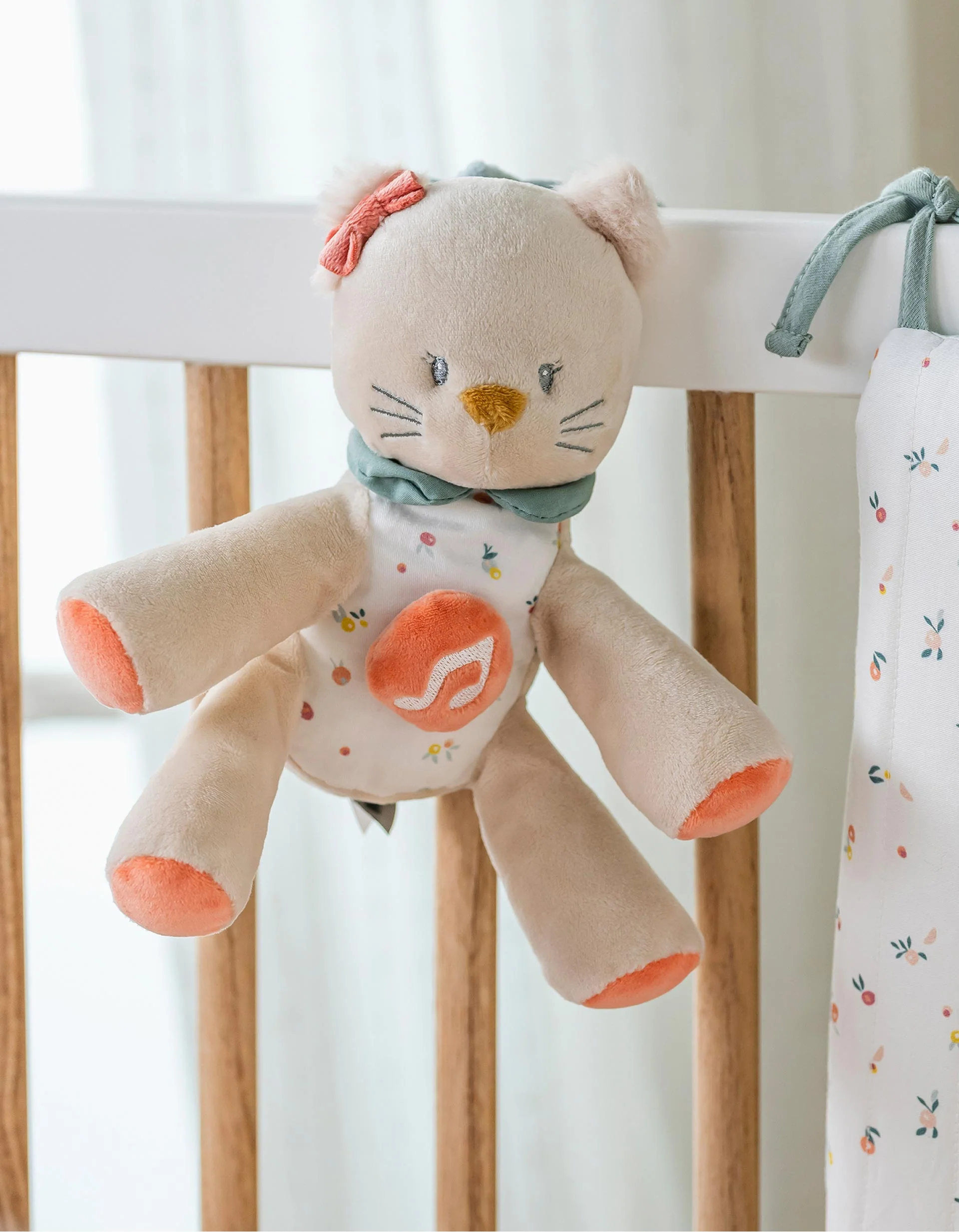 Nattou 23Cm Mini Musical Plush, Lana Cat