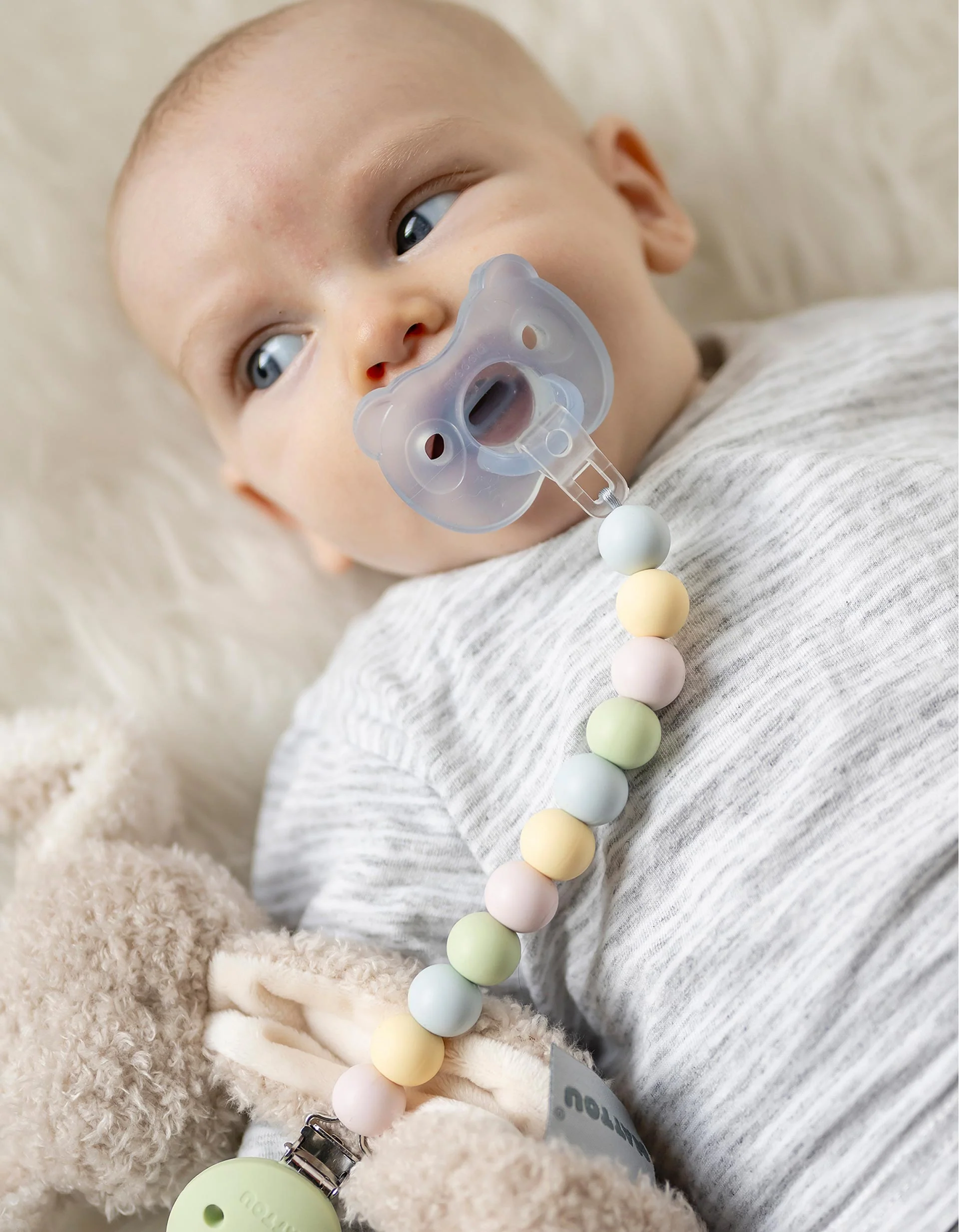 Silicone Soother Clip Nattou, Green/Multicolor