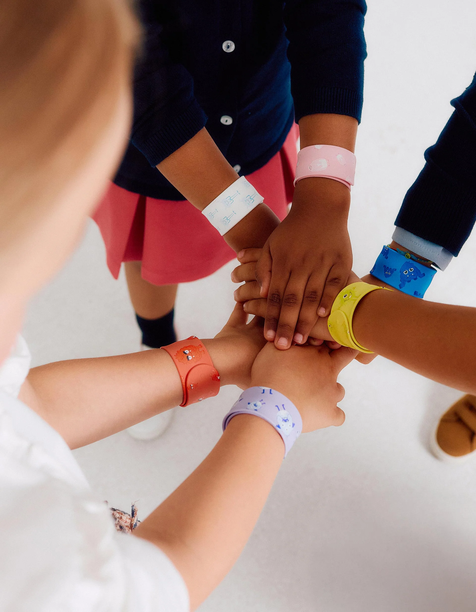 Pack of 6 Slap & Strap Bracelets for Children 'Emotion Monsters'