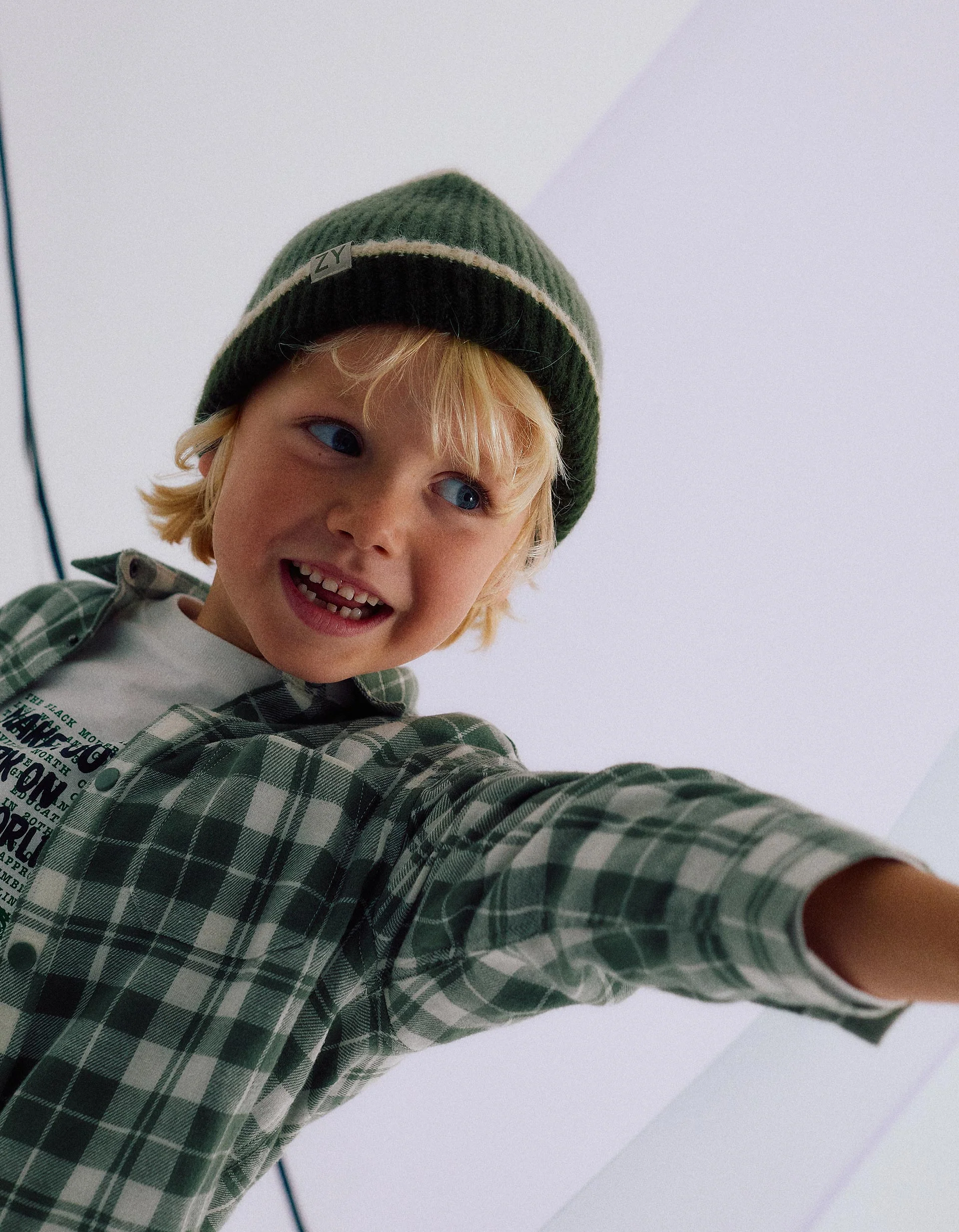 Ribbed knit beanie for boys, beige/green