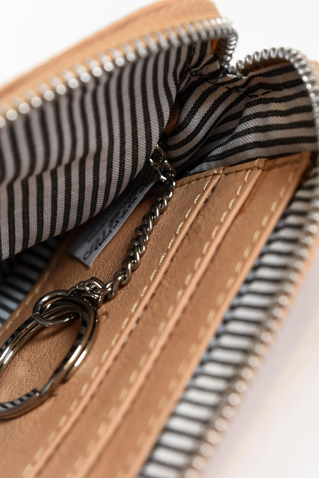 Samara Beige Leather Pouch