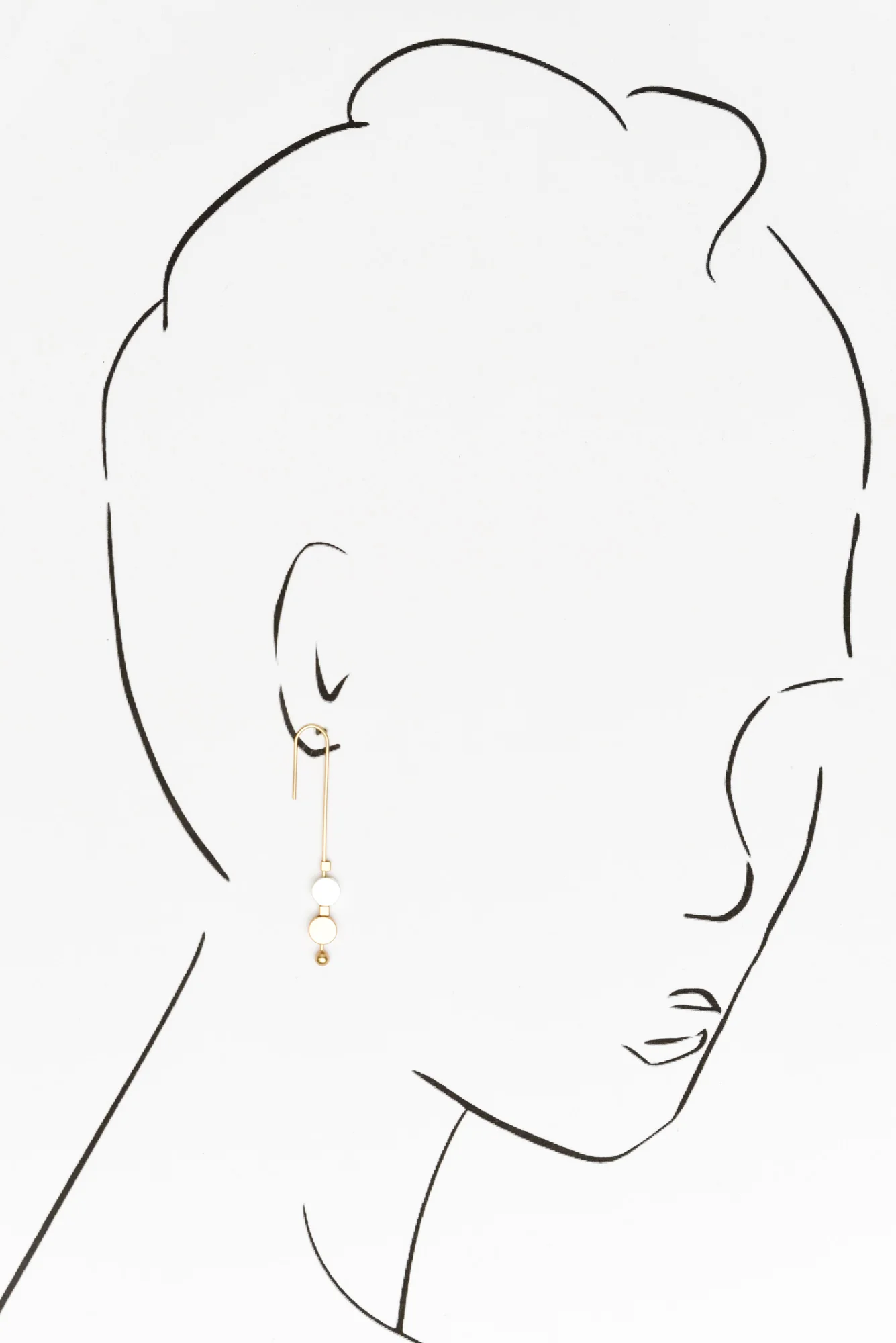 Airis Gold Circle Hook Earrings