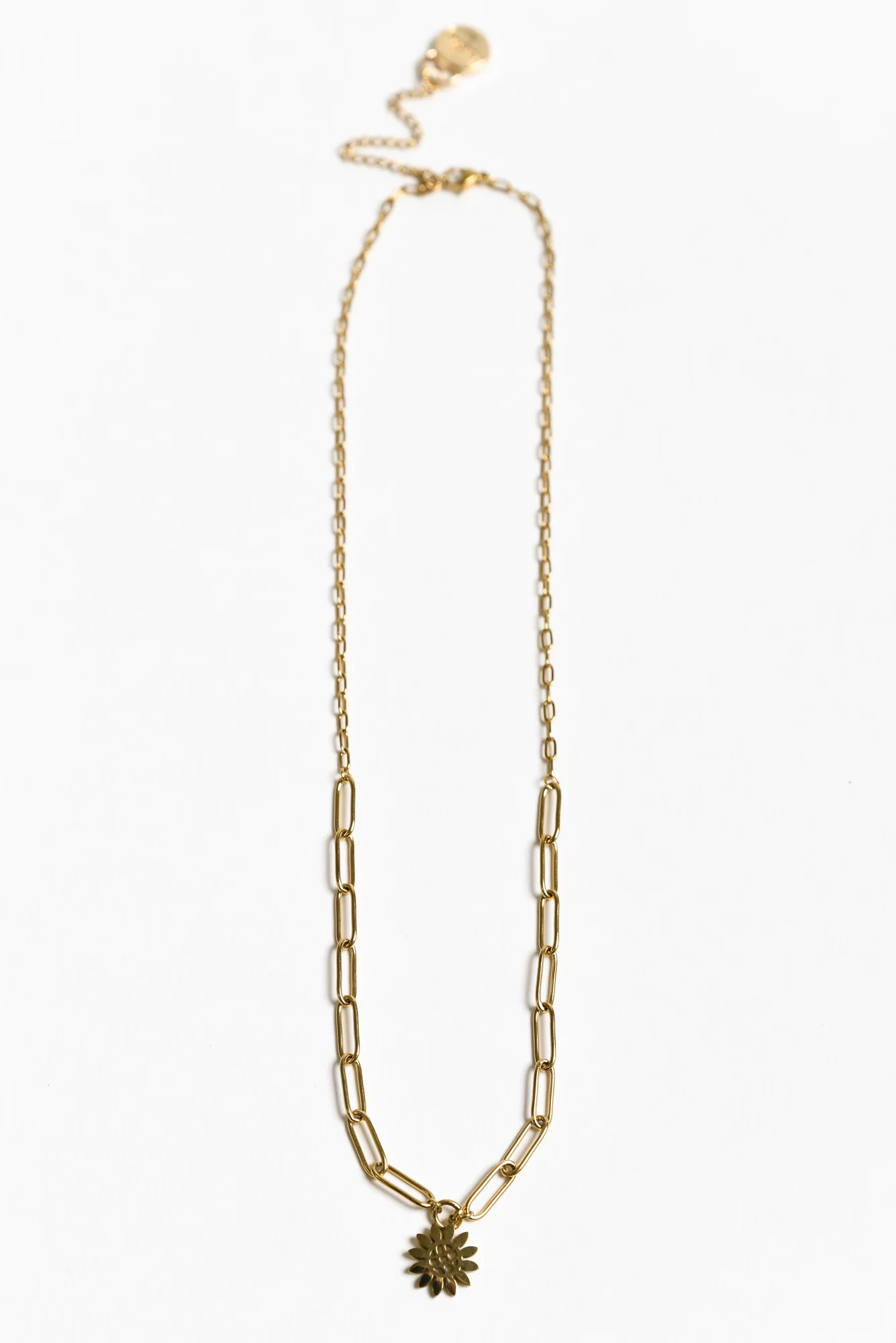 Harmonia Gold Daisy Necklace