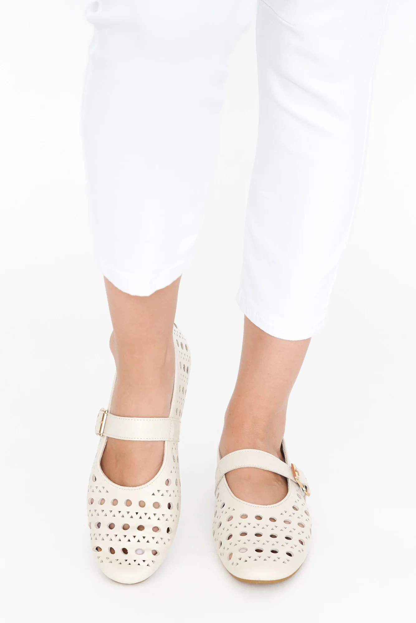 Fruity Cream Leather Ballet Flat