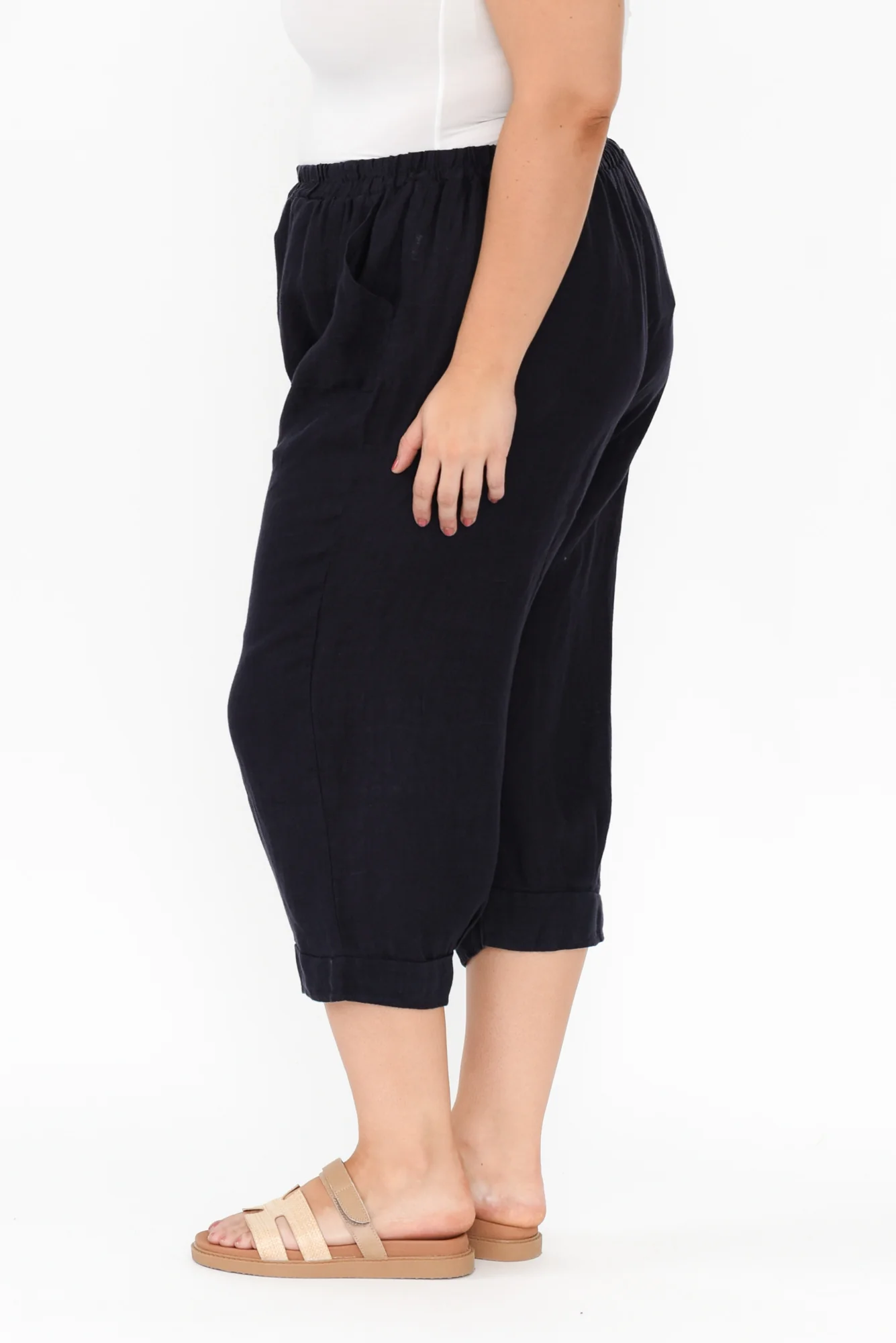 Elide Navy Linen Cropped Pants