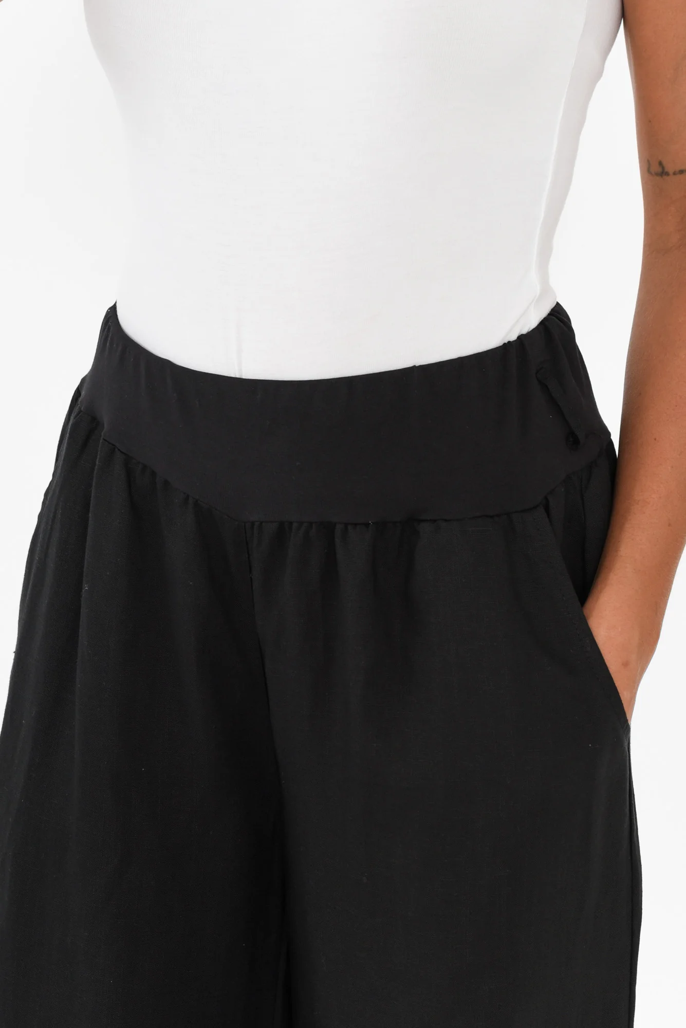 Emeline Black Linen Blend Pants