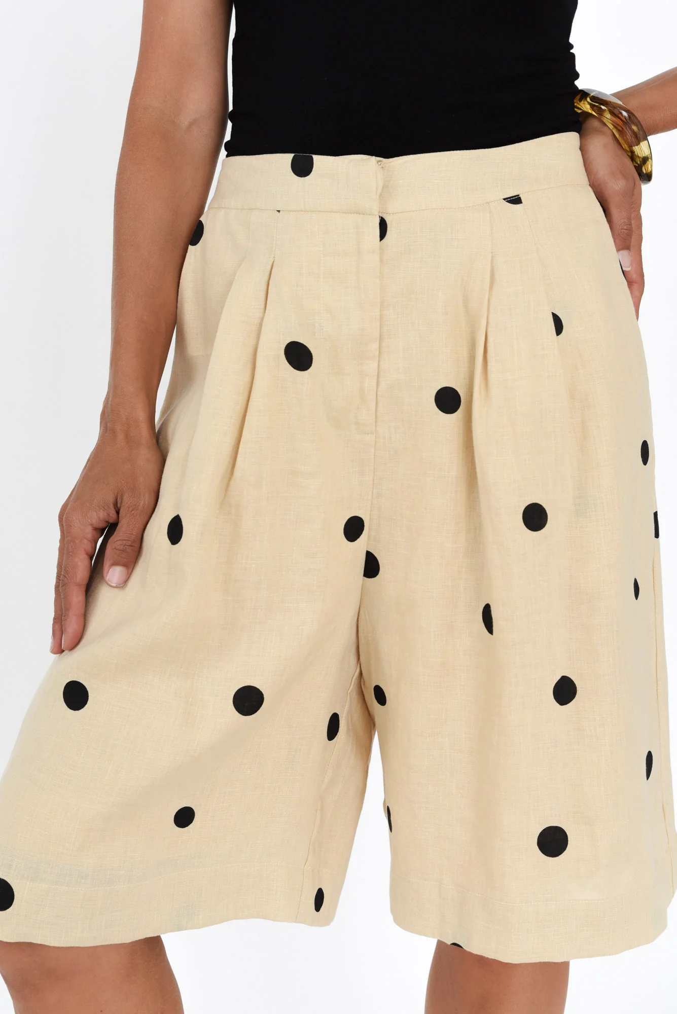 Lyria Natural Spot Linen Bermuda Shorts