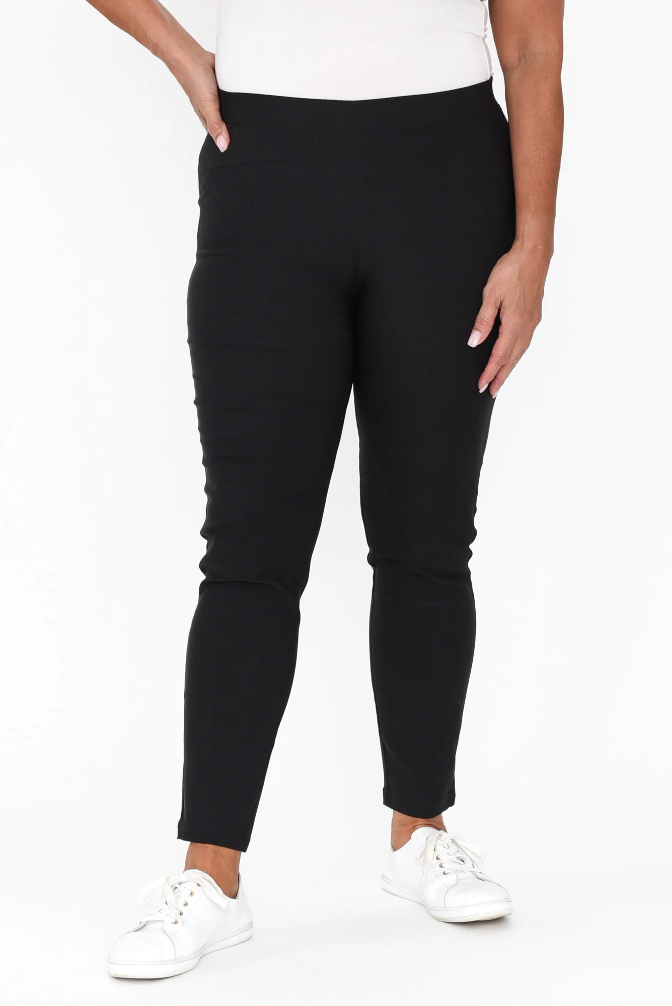 Olympia Black Straight 7/8 Pants