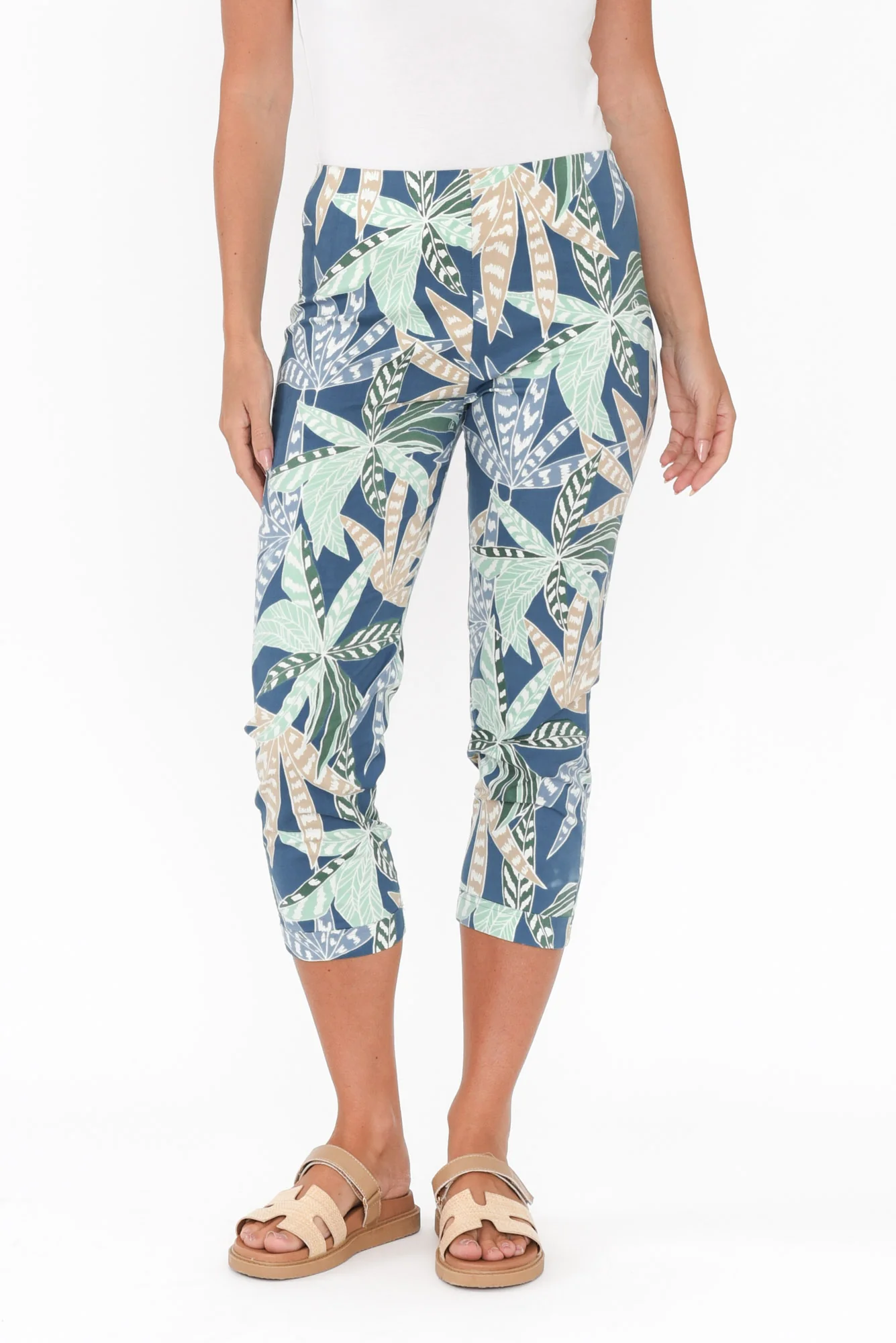 Caven Green Leaf Cotton Capri Pants