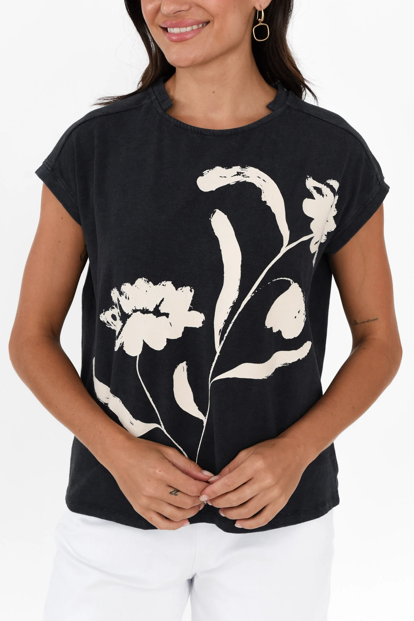 Freydis Navy Flower Shell Tee