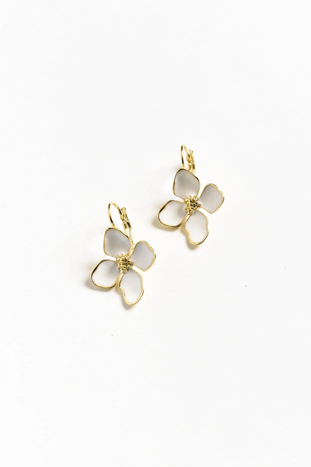 Frannie White Flower Clip Earrings