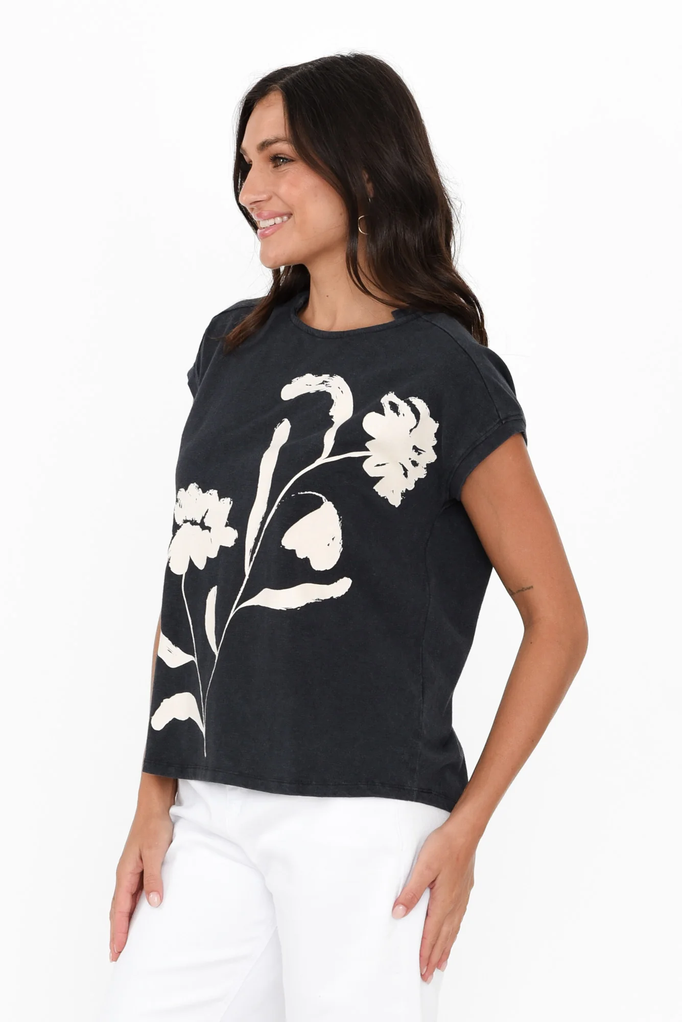 Freydis Navy Flower Shell Tee